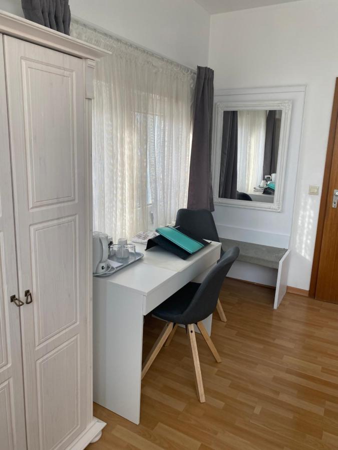 Guest house Pagalies Dusseldorf